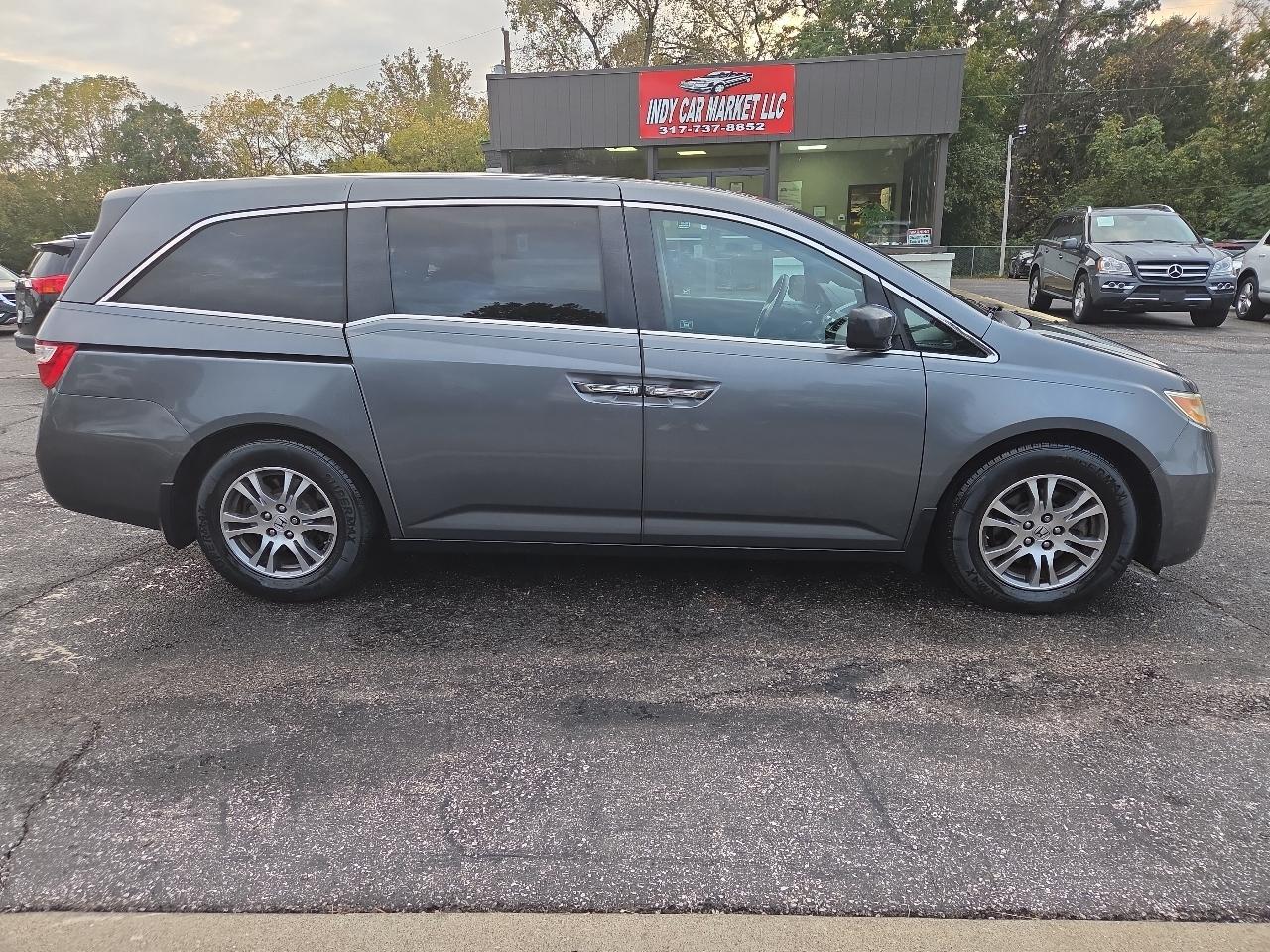 Honda Odyssey EX-L 2011