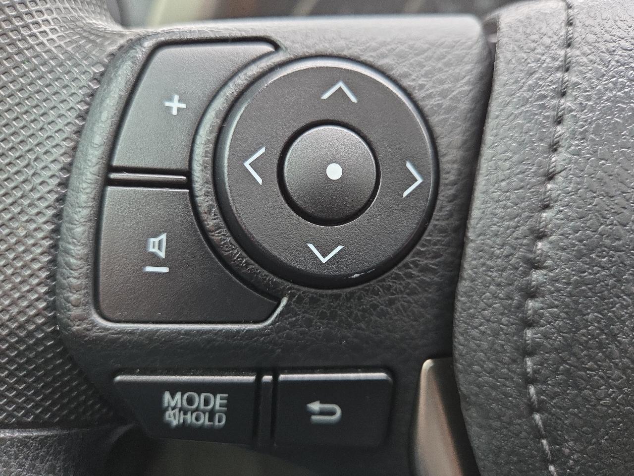 Toyota RAV4 XLE FWD 2014