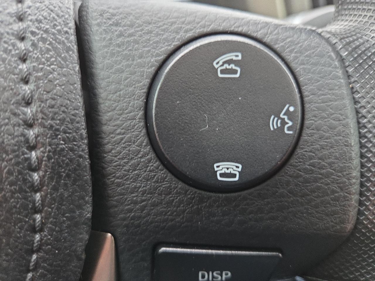 Toyota RAV4 XLE FWD 2014