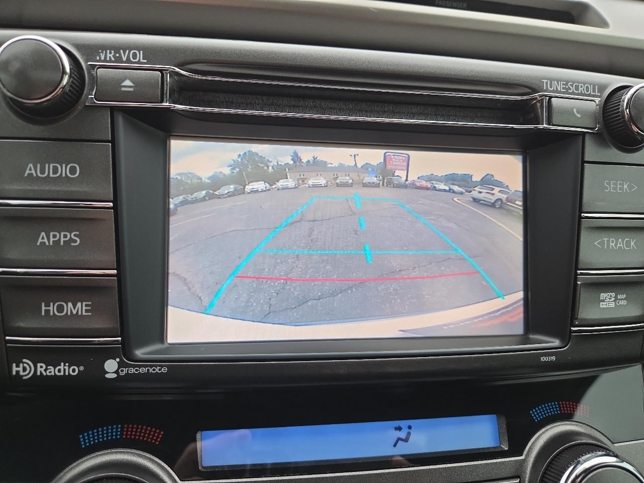 Toyota RAV4 XLE FWD 2014