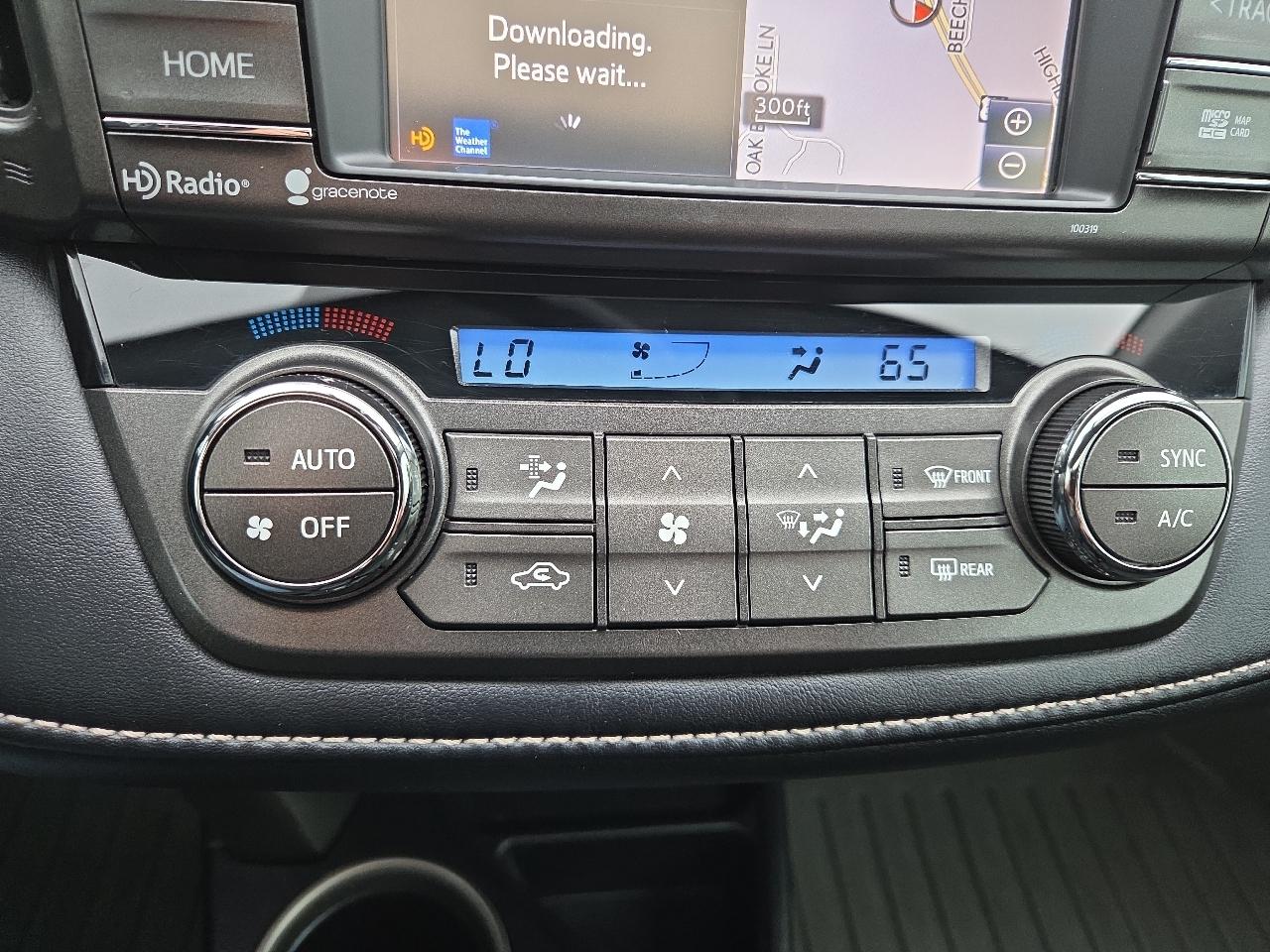 Toyota RAV4 XLE FWD 2014