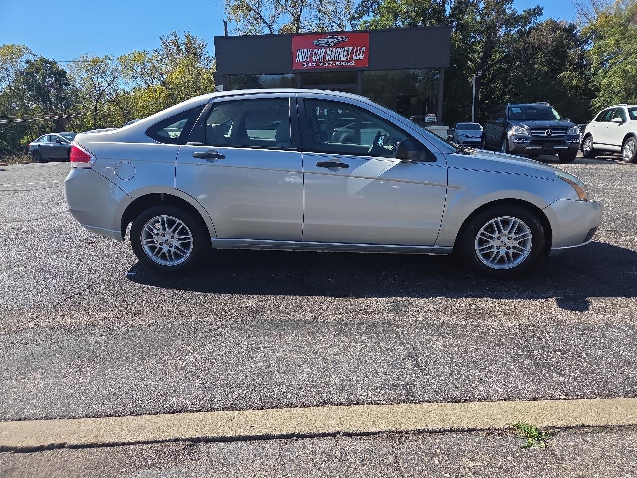 Ford Focus SE Sedan 2009