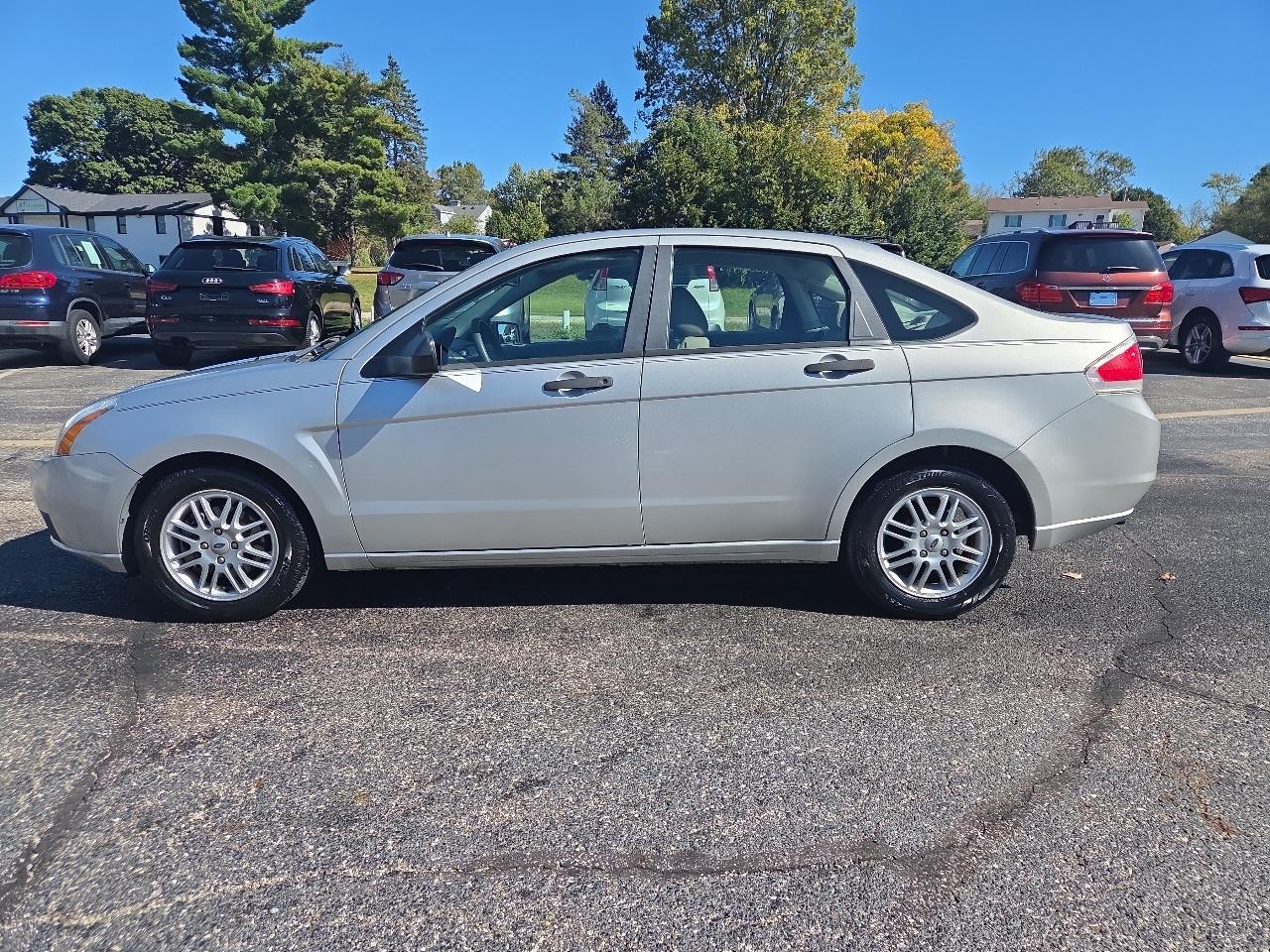 Ford Focus SE Sedan 2009