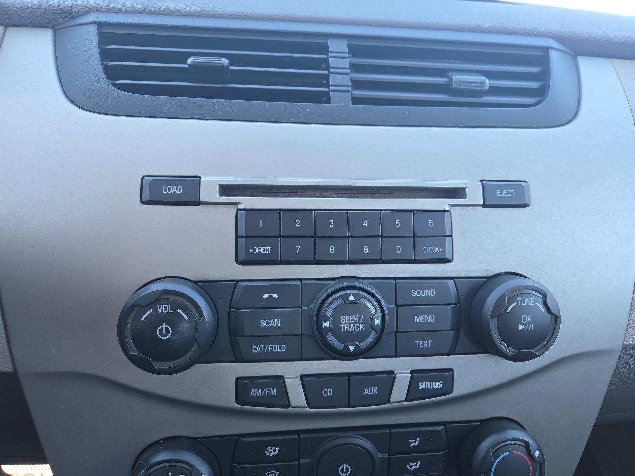 Ford Focus SE Sedan 2009