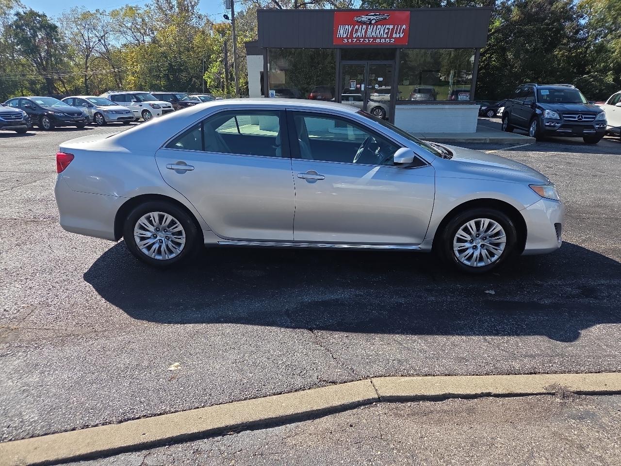 Toyota Camry LE 2014