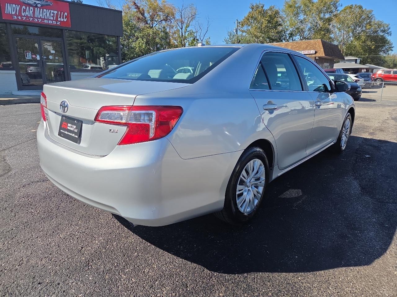 Toyota Camry LE 2014