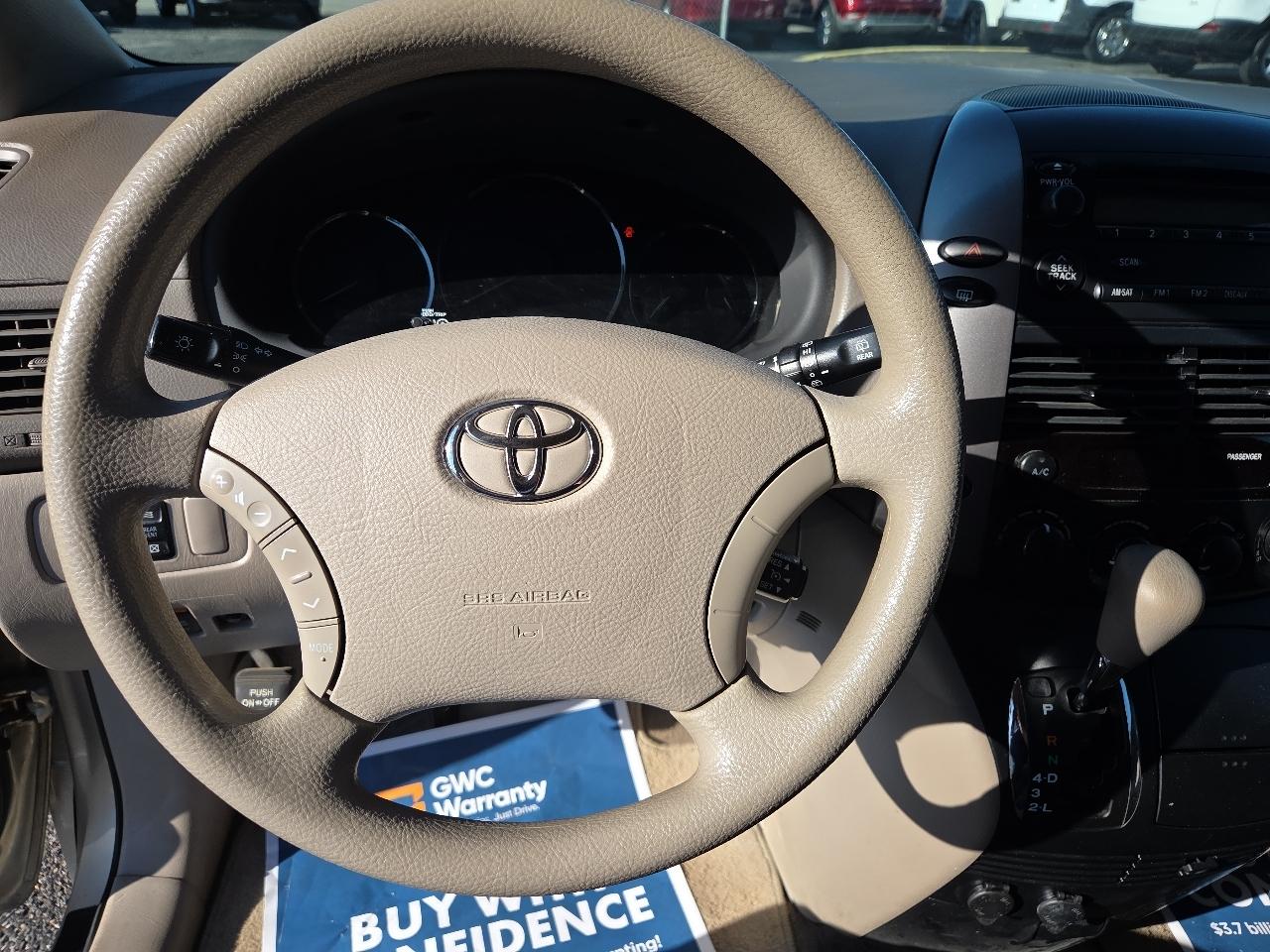 Toyota Sienna LE FWD 7-Passenger Seating 2008