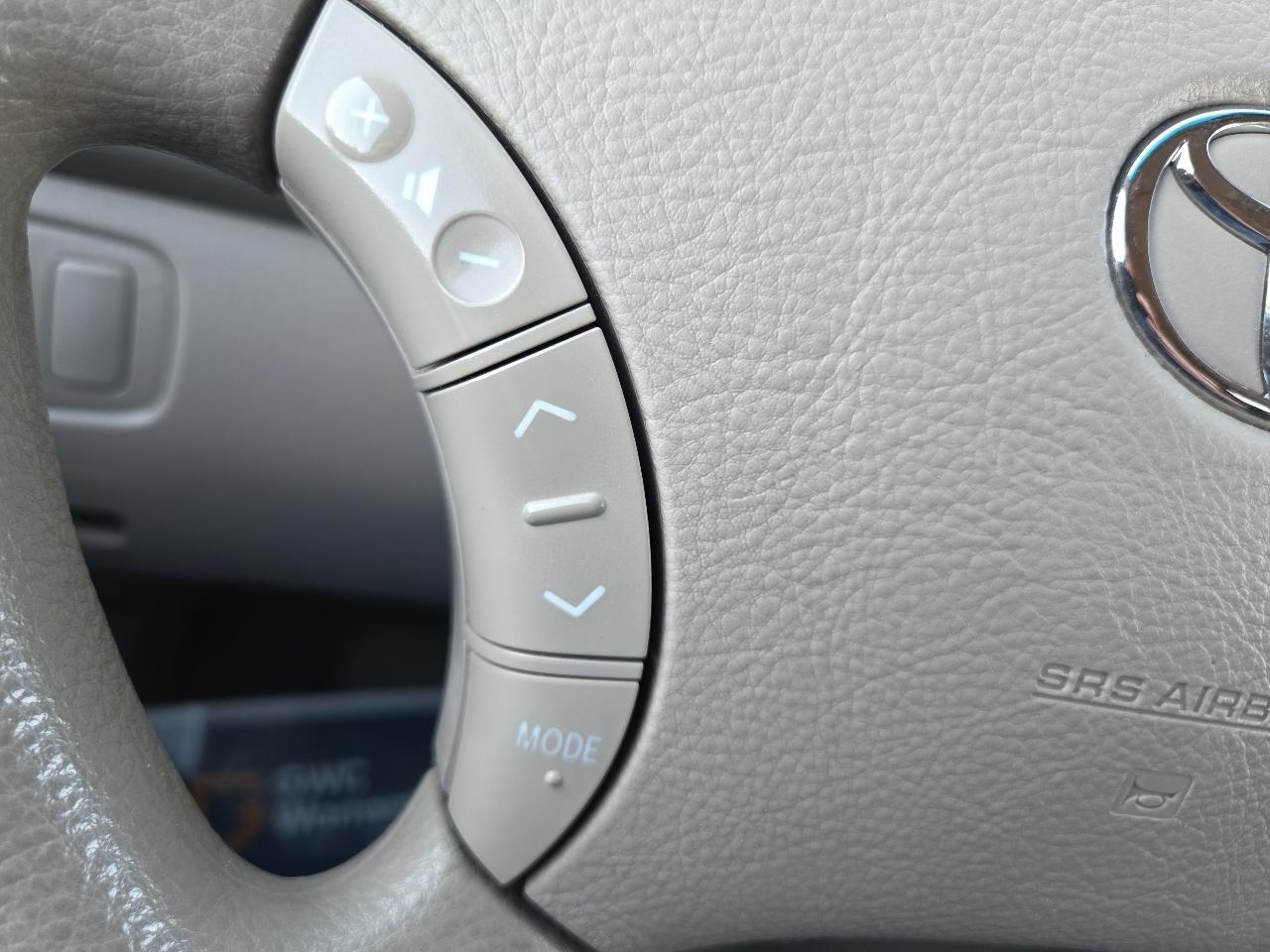 Toyota Sienna LE FWD 7-Passenger Seating 2008