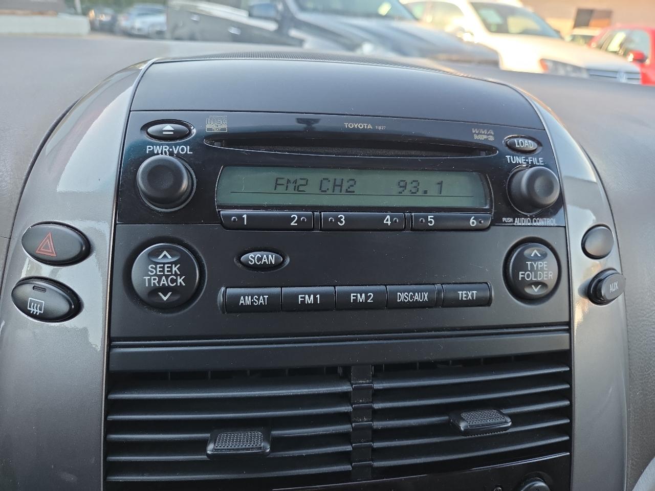 Toyota Sienna LE FWD 7-Passenger Seating 2008
