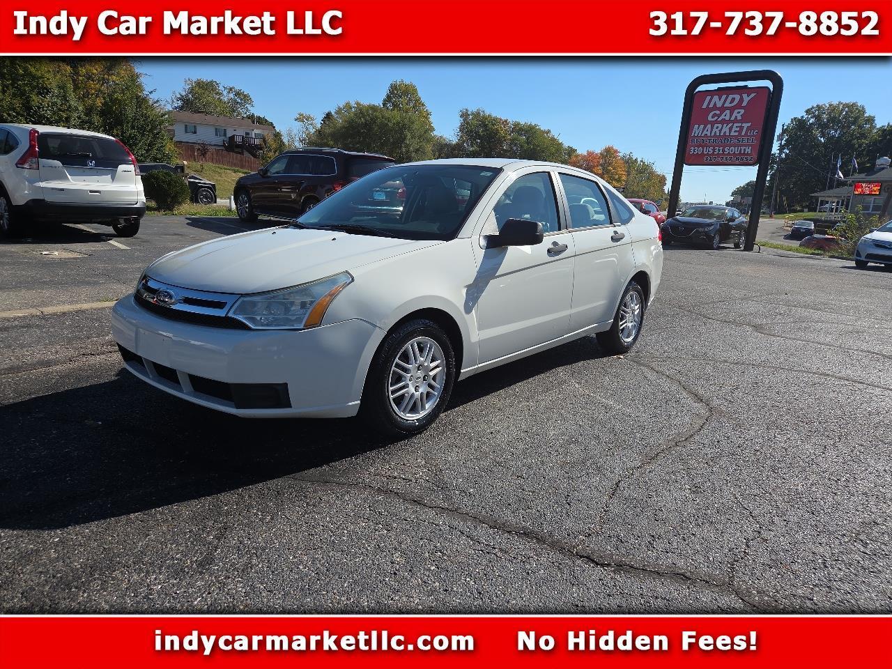Ford Focus SE Sedan 2011