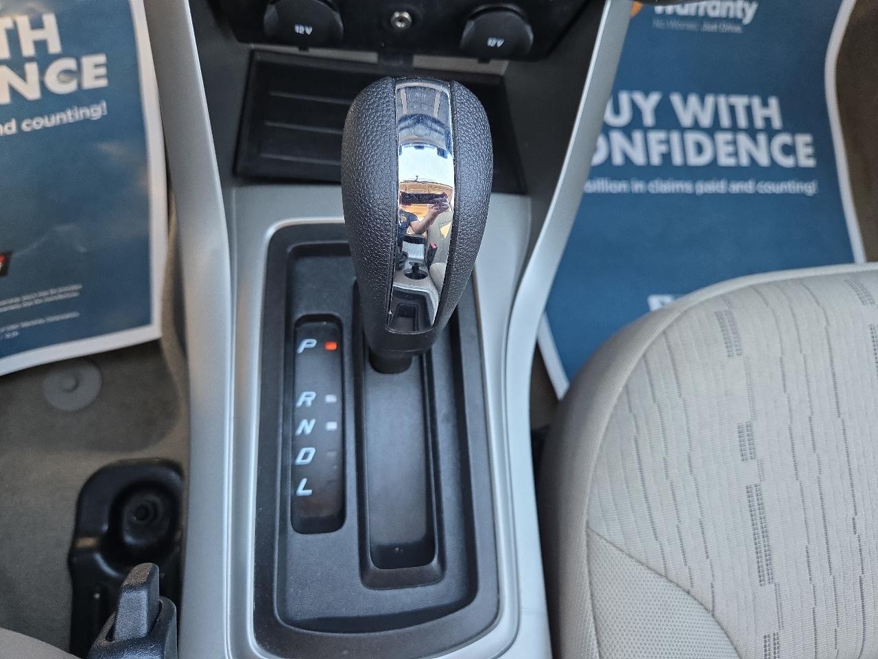 Ford Focus SE Sedan 2011