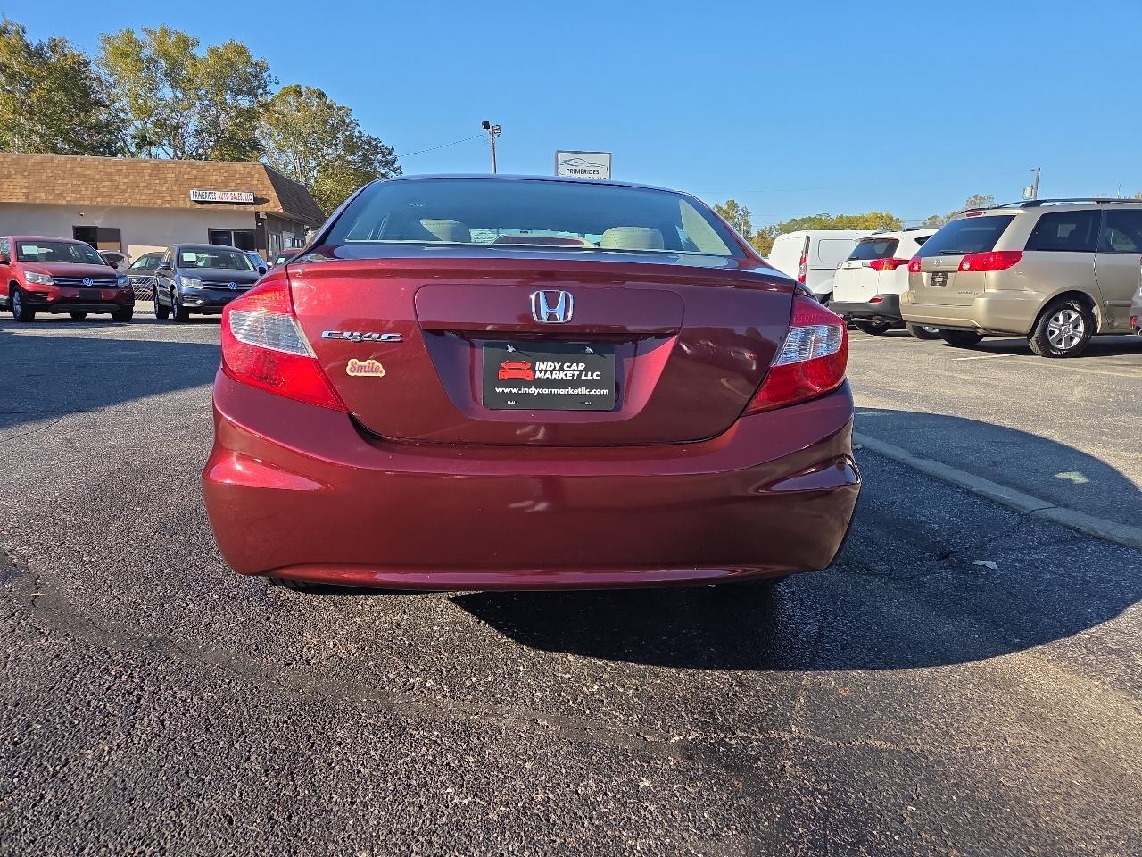 Honda Civic EX-L Sedan 5-Speed AT 2012