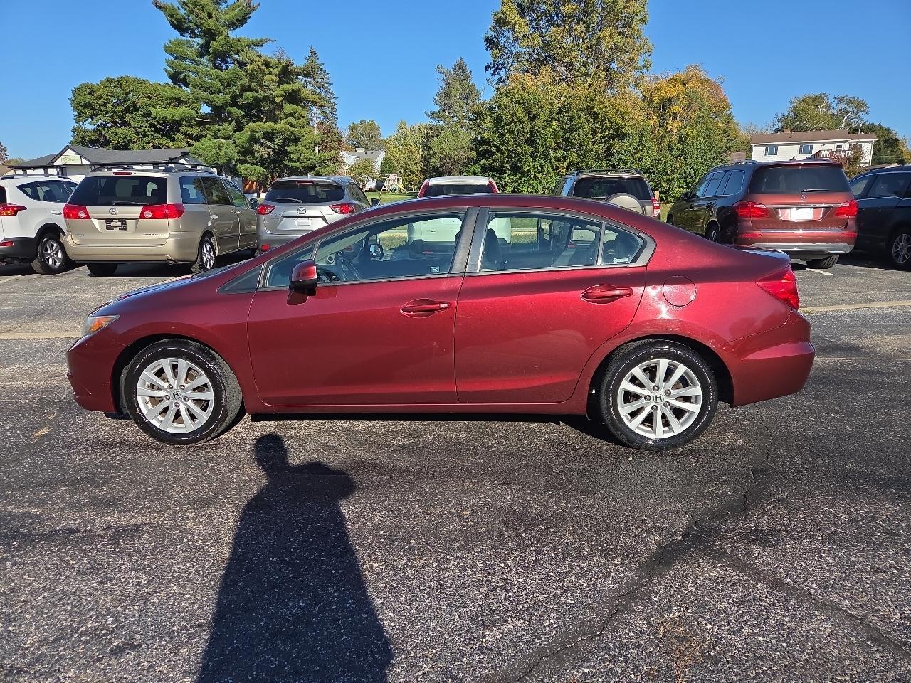 Honda Civic EX-L Sedan 5-Speed AT 2012