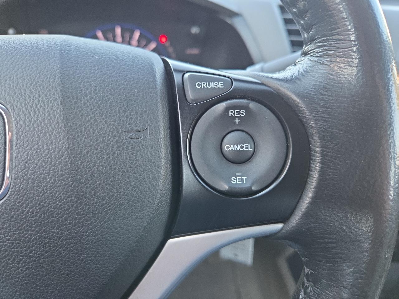 Honda Civic EX-L Sedan 5-Speed AT 2012