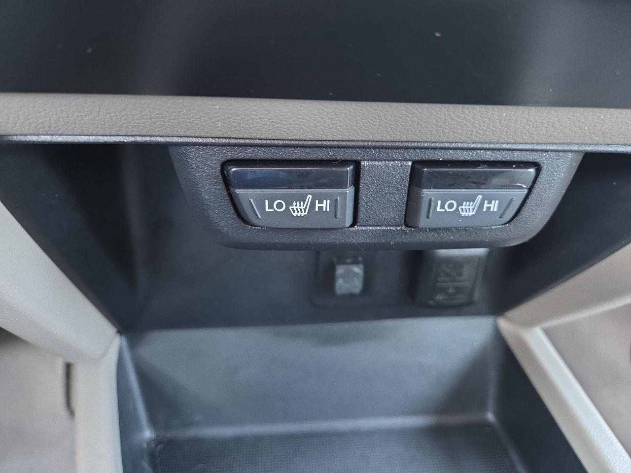 Honda Civic EX-L Sedan 5-Speed AT 2012