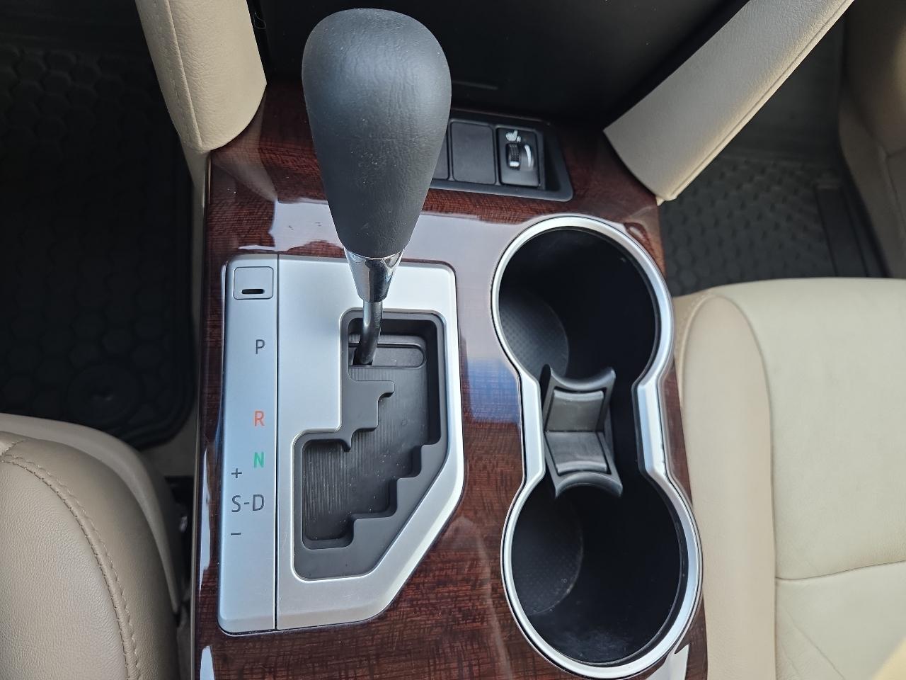 Toyota Camry XLE 2012