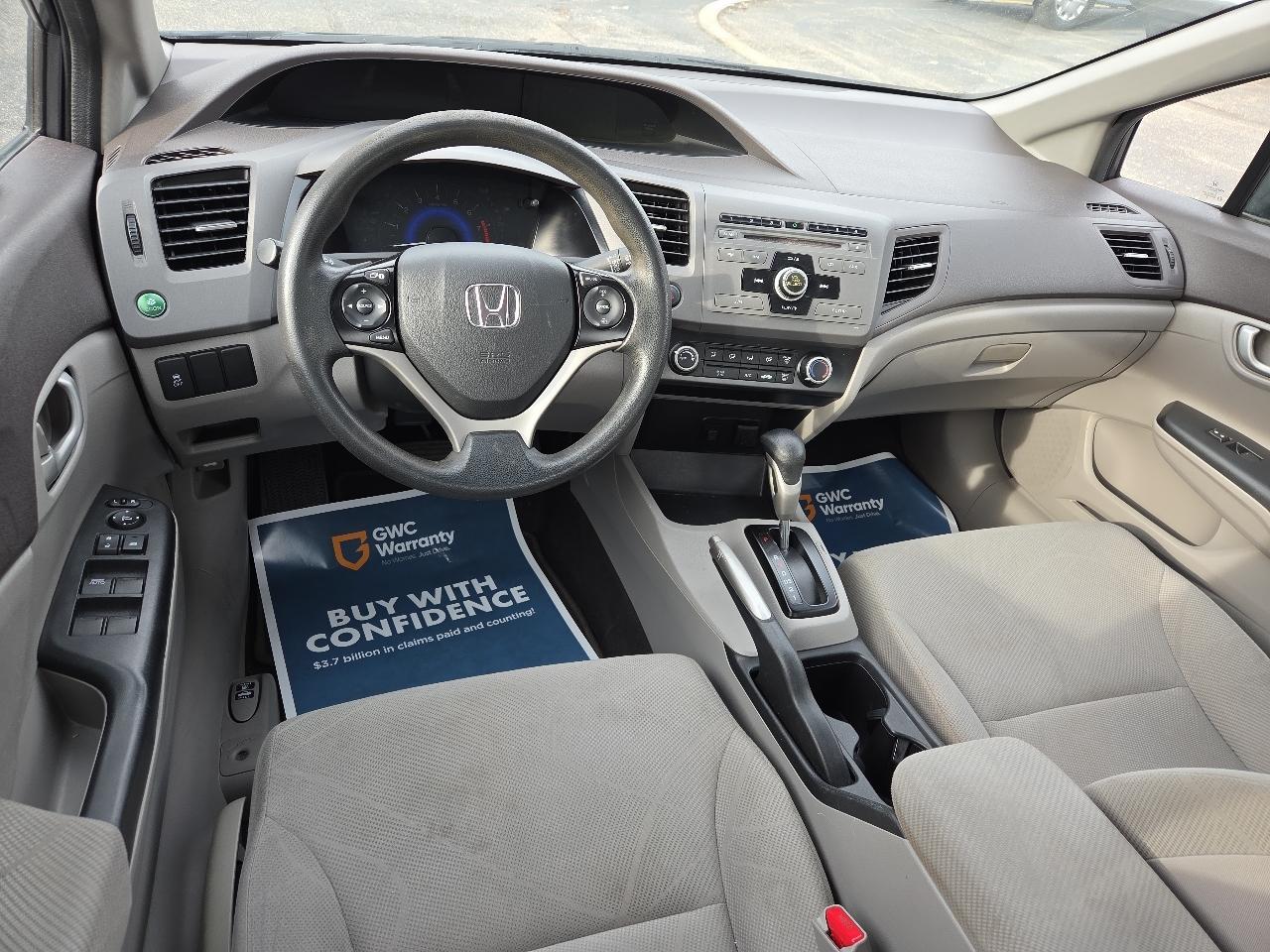 Honda Civic LX Sedan 5-Speed AT 2012