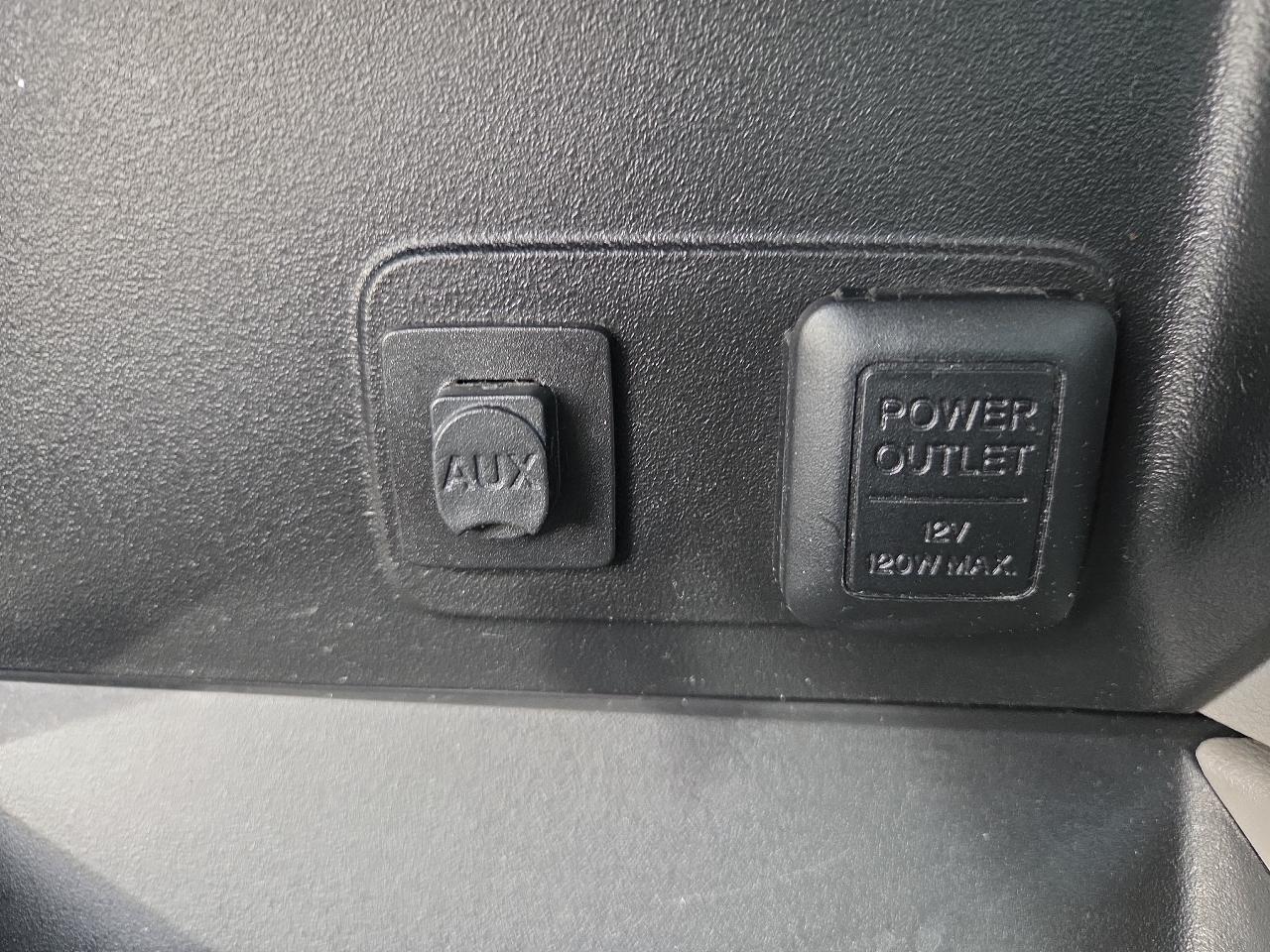 Honda Civic LX Sedan 5-Speed AT 2012