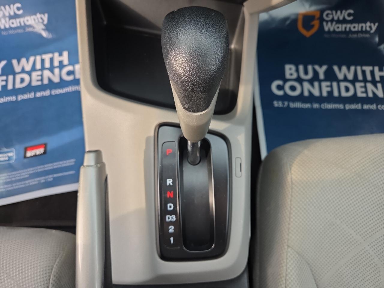Honda Civic LX Sedan 5-Speed AT 2012