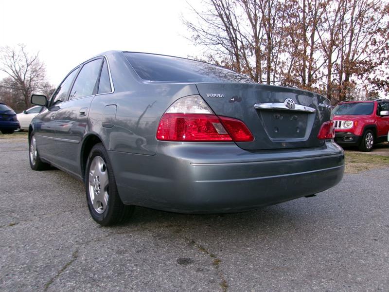 Toyota Avalon  2003