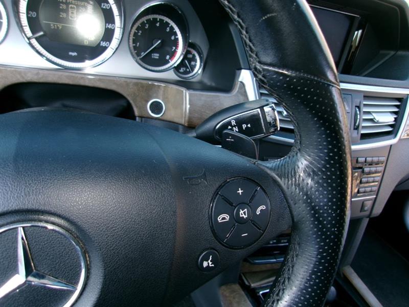 Mercedes-Benz E-Class  2010