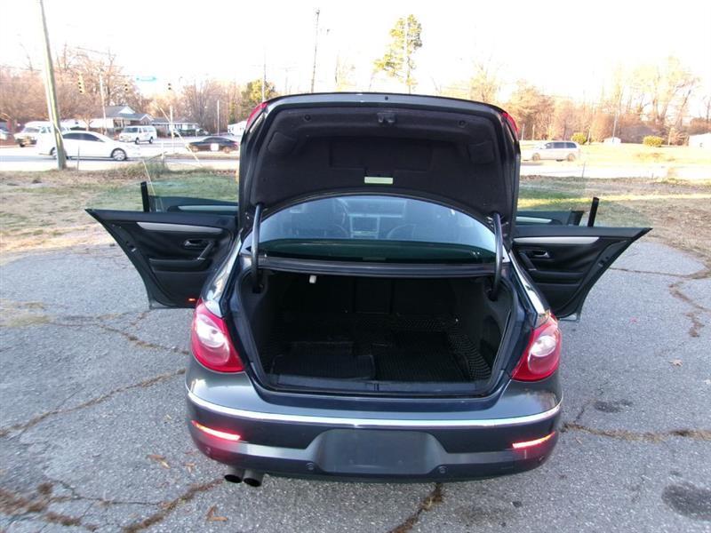 Volkswagen CC  2010