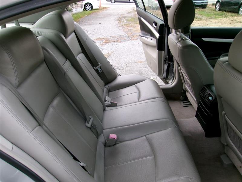 Infiniti G37  2009