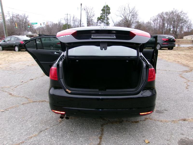 Volkswagen Jetta  2013