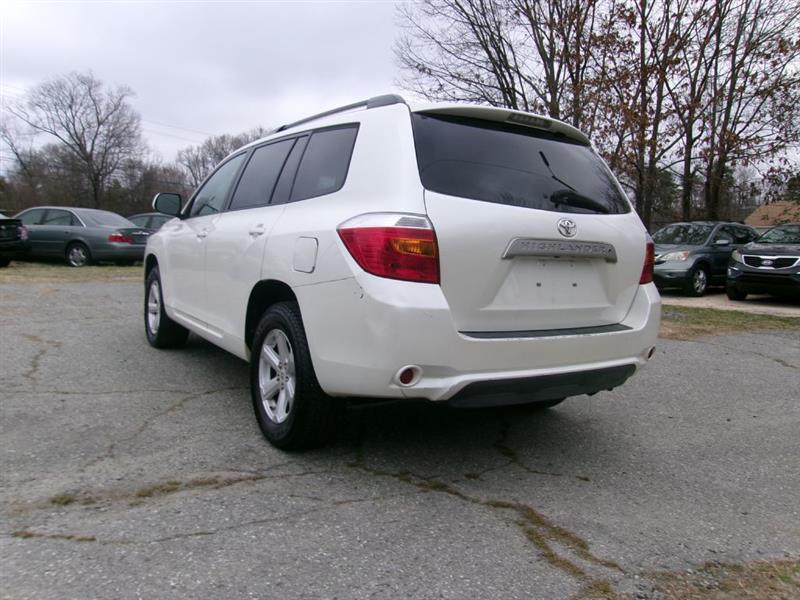 Toyota Highlander  2010