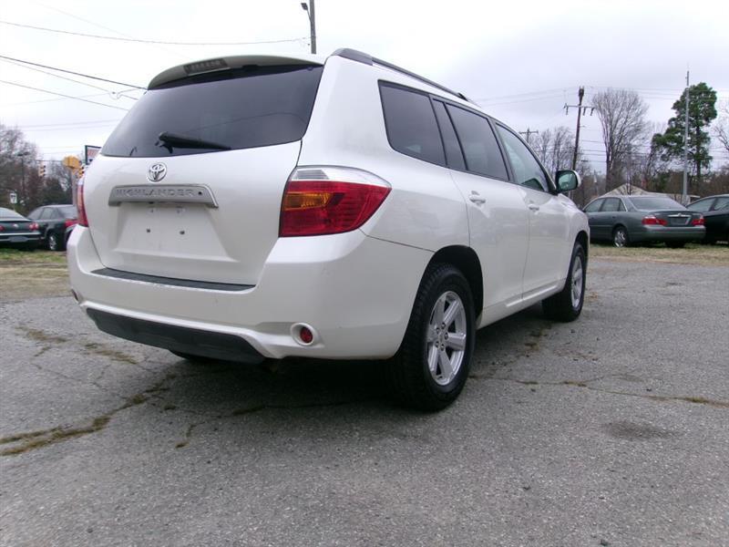 Toyota Highlander  2010