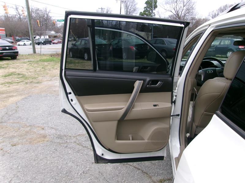 Toyota Highlander  2010