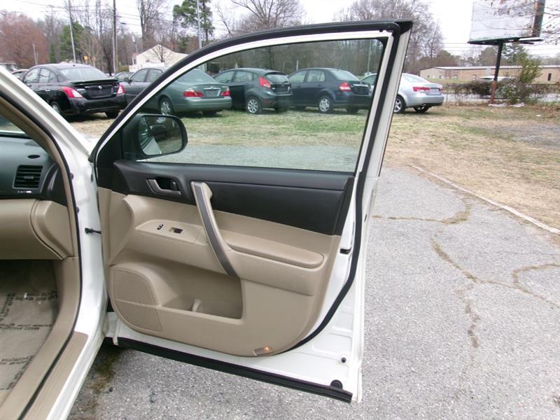 Toyota Highlander  2010