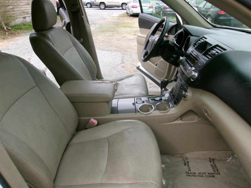 Toyota Highlander  2010