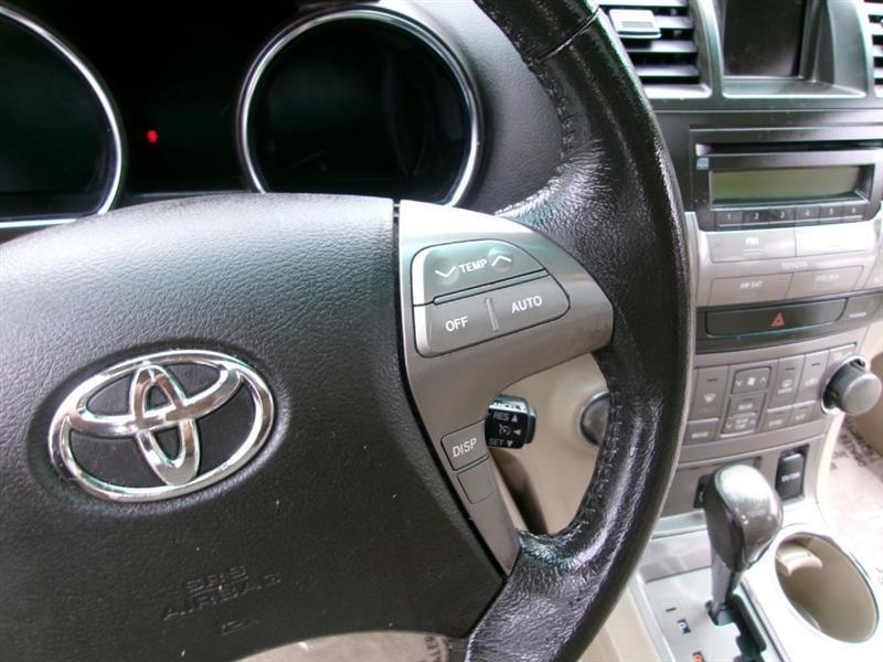 Toyota Highlander  2010