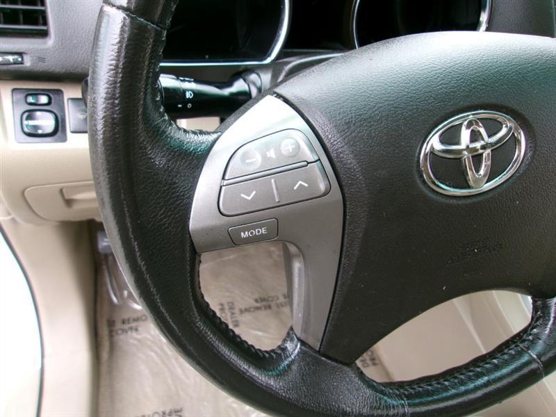 Toyota Highlander  2010