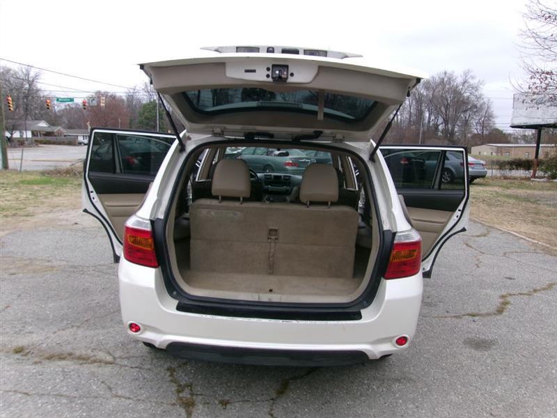 Toyota Highlander  2010