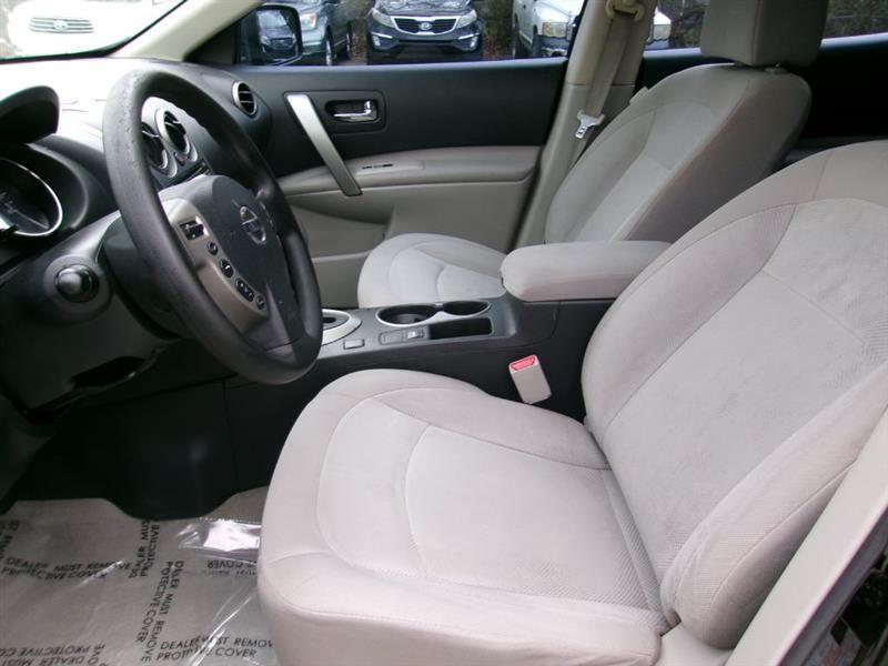 Nissan Rogue Select  2014