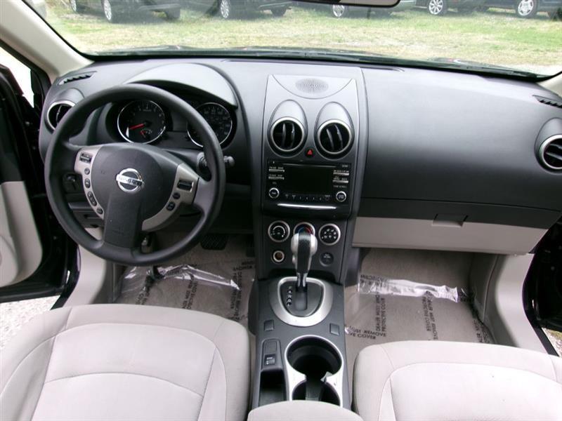 Nissan Rogue Select  2014