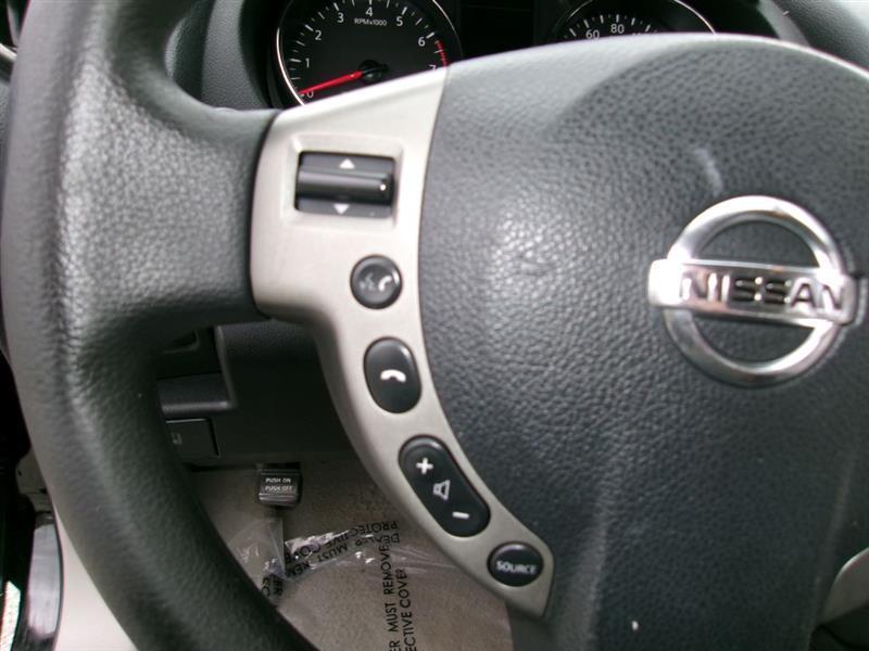 Nissan Rogue Select  2014