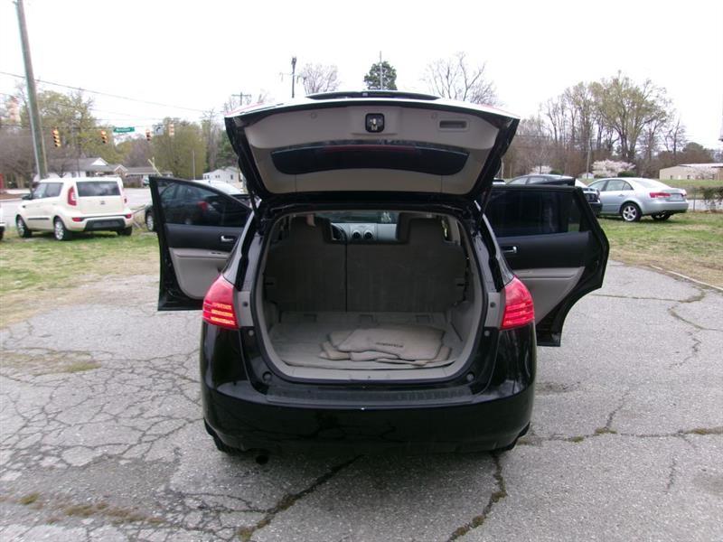 Nissan Rogue Select  2014