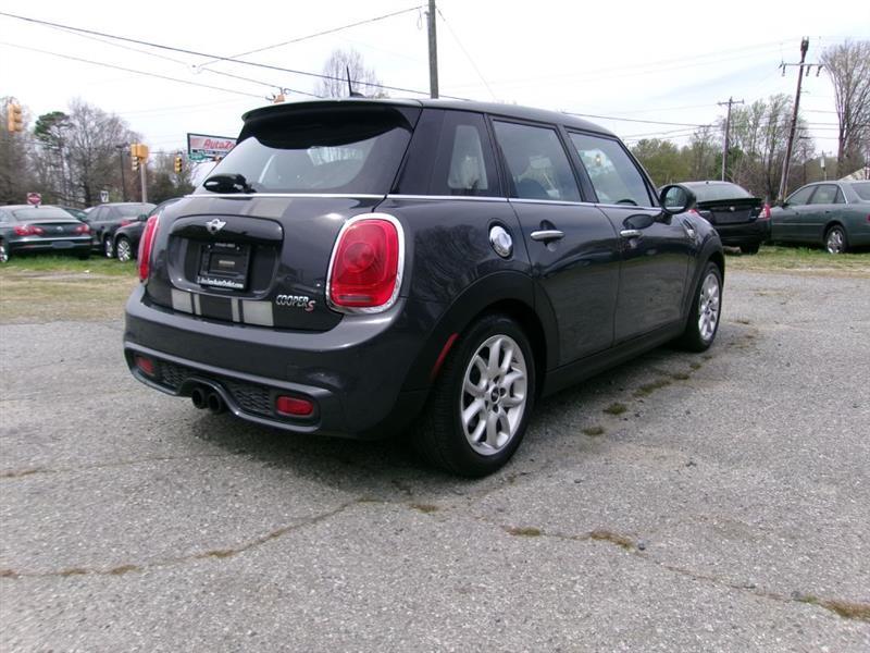 MINI Cooper  2015