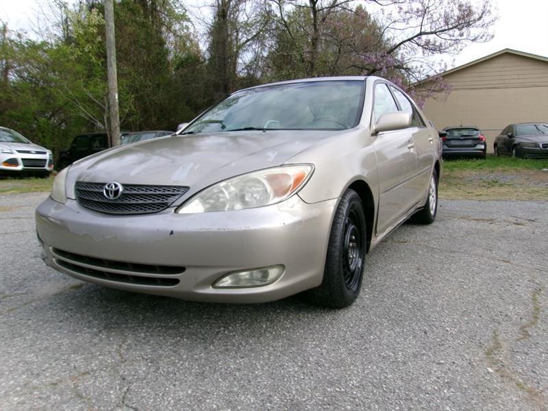 Toyota Camry  2004