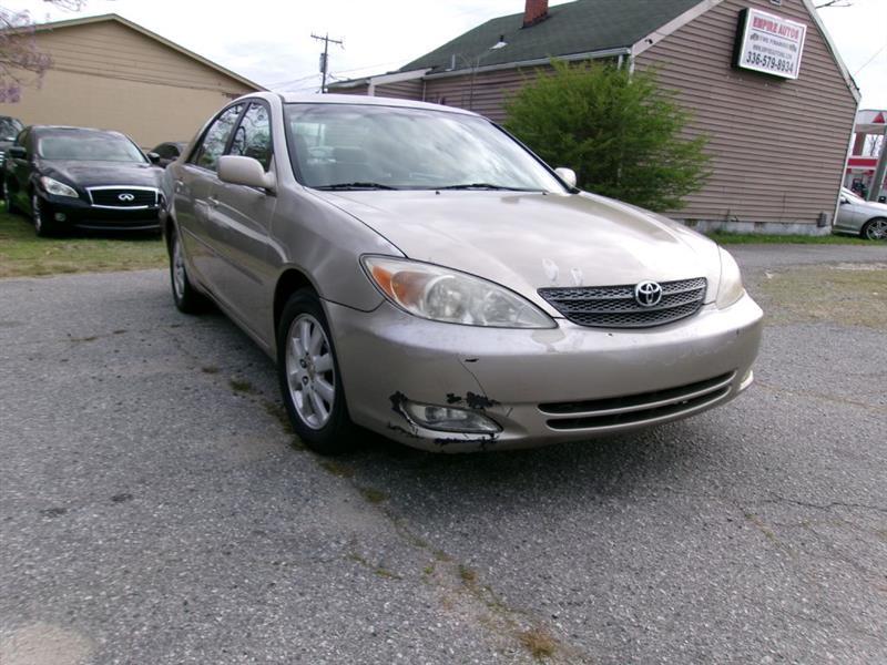 Toyota Camry  2004