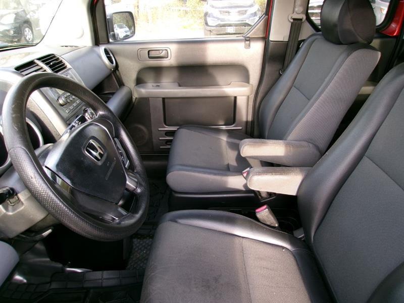 Honda Element  2004