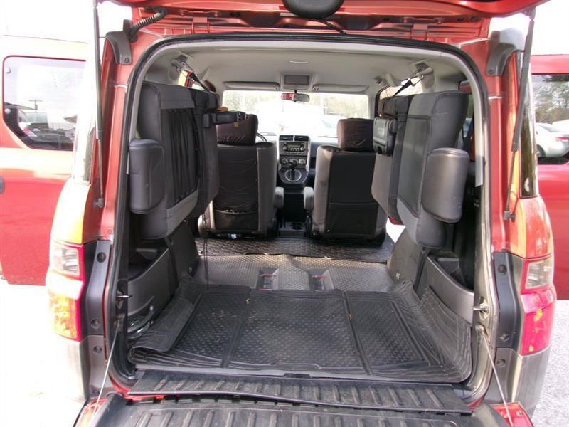 Honda Element  2004