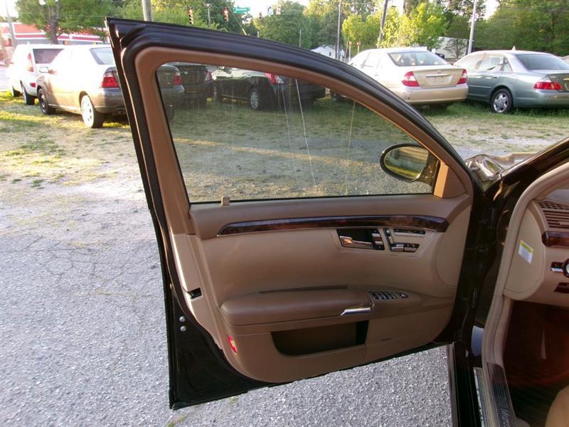 Mercedes-Benz S-Class  2007