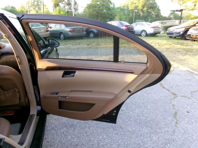 Mercedes-Benz S-Class  2007