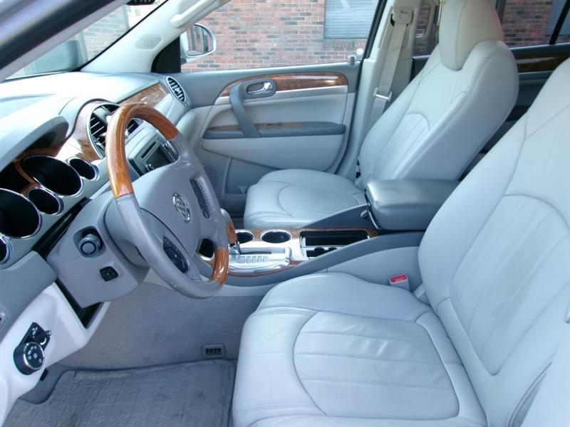 Buick Enclave  2011