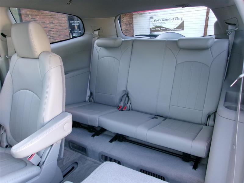 Buick Enclave  2011