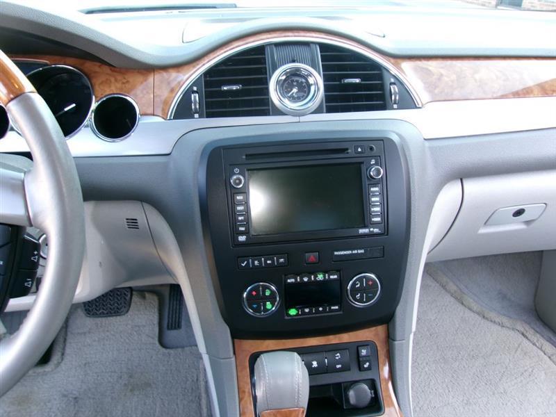 Buick Enclave  2011